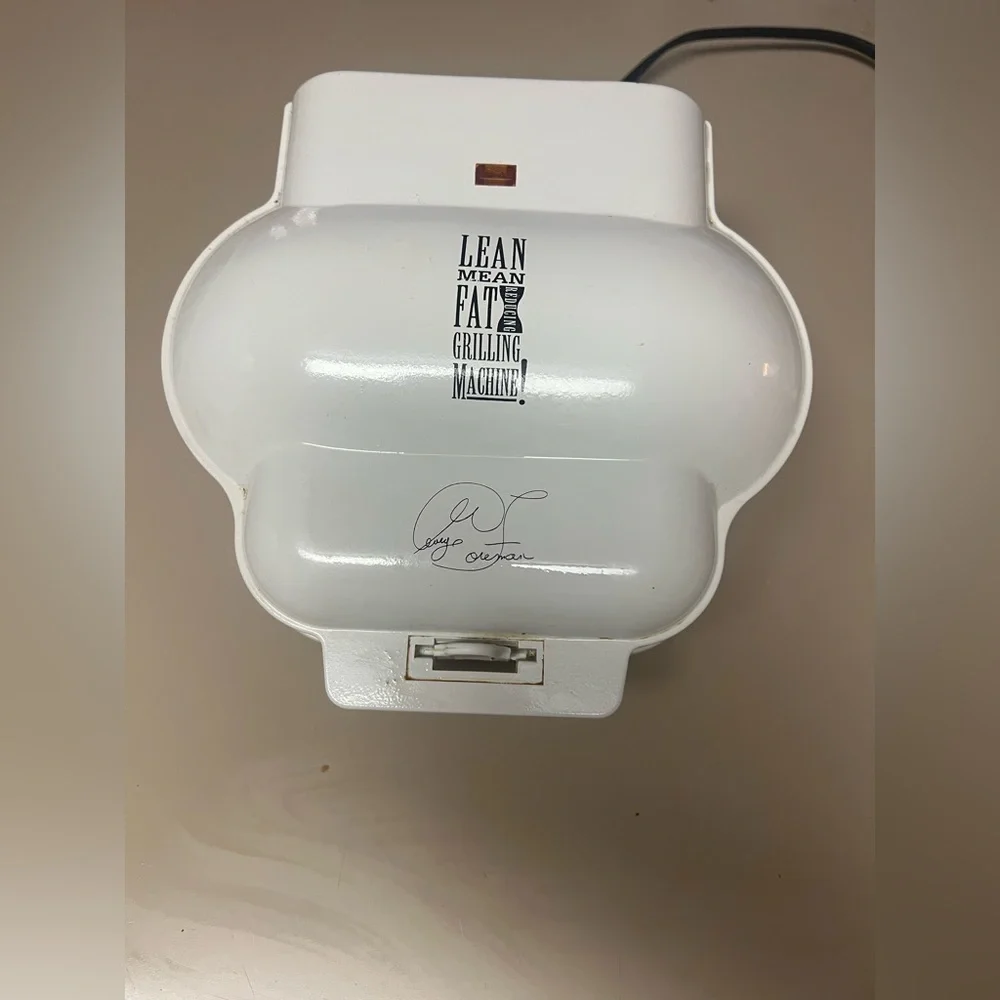 White Grilling Machine by George Foreman